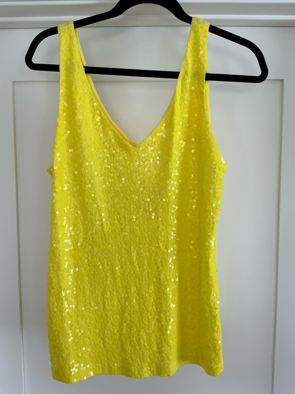 NWT J. Crew factory Yellow Sequin V-Neck Tank Top size large.